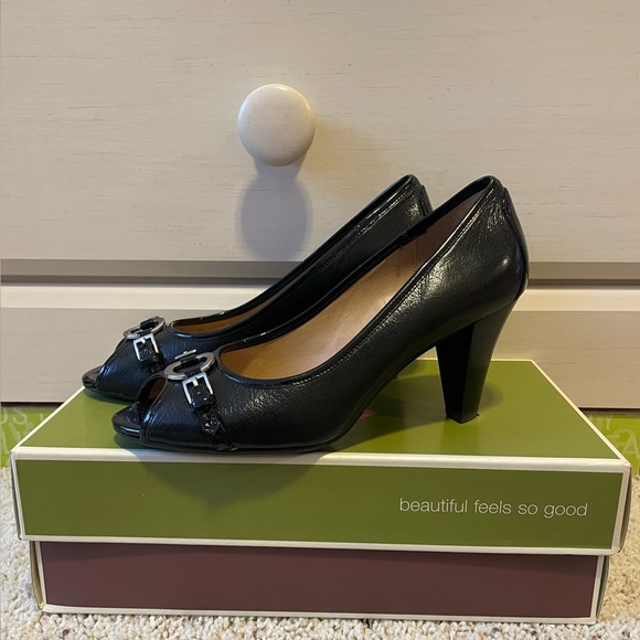 Naturalizer Shoes - Black Naturalizer N5 Comfort Open Toe Heels Size 6